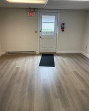 7908 Cincinnati Dayton Rd, West Chester, OH à louer Photo intérieure- Image 1 de 6