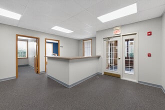 1260 N Post Rd, Indianapolis, IN for lease Interior Photo- Image 1 of 7