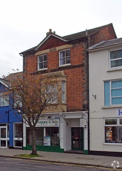 38 Buckingham St, Aylesbury à vendre - Photo du bâtiment - Image 2 de 11