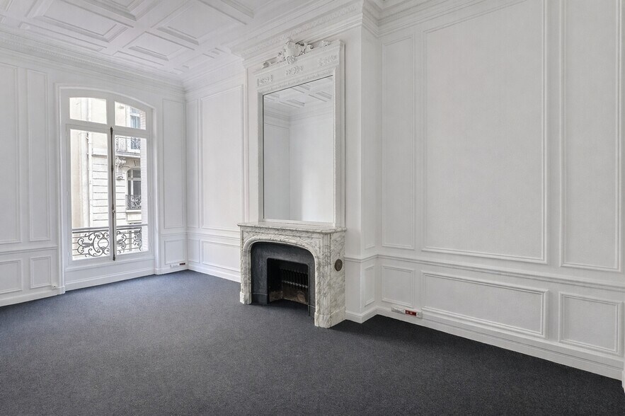 Office in Paris for lease - Interior Photo - Image 3 of 8