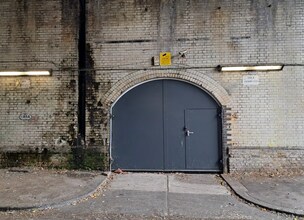 203-204A Virgil St, Londres à louer Photo du bâtiment- Image 2 de 2