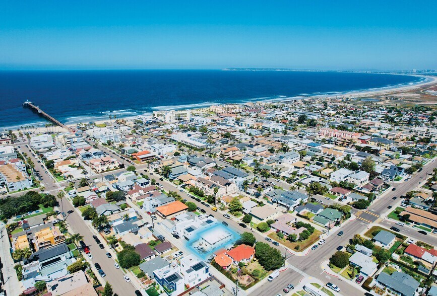 277 Evergreen Ave, Imperial Beach, CA à vendre - Photo du bâtiment - Image 3 de 8