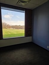 10 Strecker Rd, Ellisville, MO for lease Interior Photo- Image 2 of 5