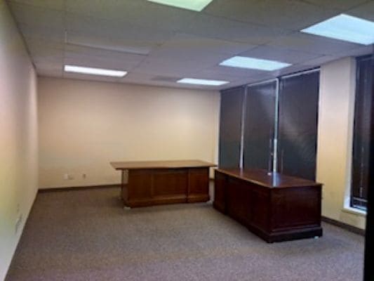 211 W Pleasant Run Rd, Lancaster, TX for lease Building Photo- Image 1 of 16