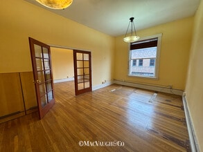 119-121 E Union St, Pasadena, CA à louer Photo intérieure- Image 2 de 3