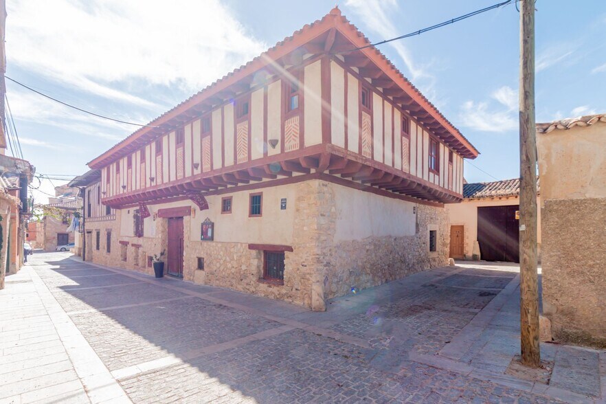 Retail in Torrelaguna for sale - Building Photo - Image 2 of 44