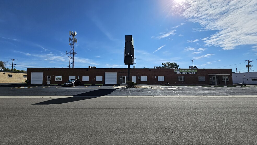 5010-5030 Acoma St, Denver, CO for lease - Building Photo - Image 3 of 29