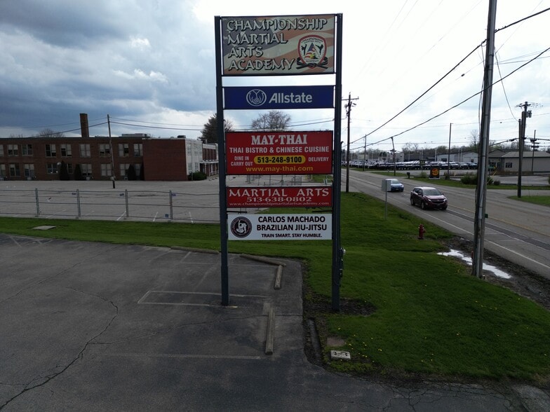 1053 State Route 28, Milford, OH à louer - Photo du bâtiment - Image 2 de 13