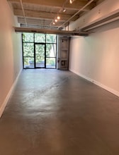 3502 Scotts Ln, Philadelphia, PA for lease Interior Photo- Image 1 of 9