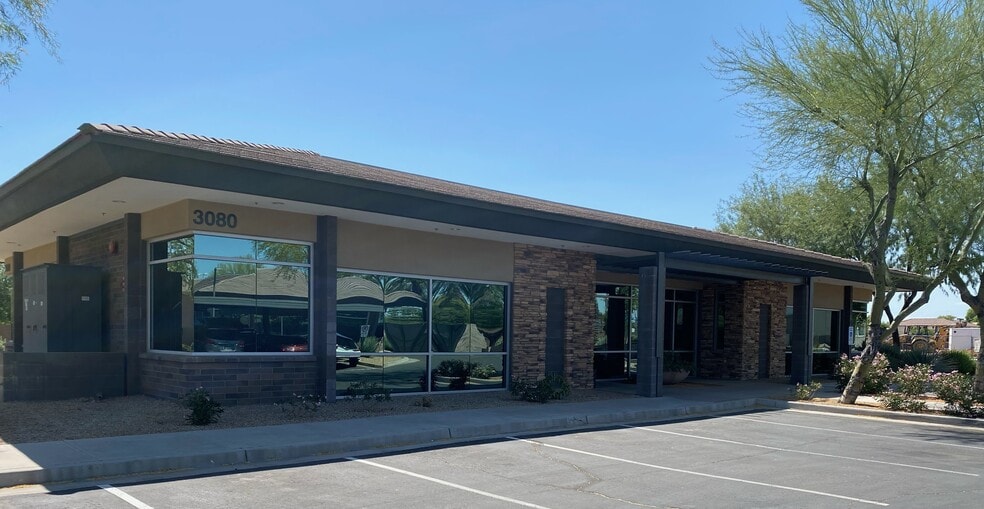 3080 N Litchfield Rd, Goodyear, AZ à louer - Photo du bâtiment - Image 3 de 4