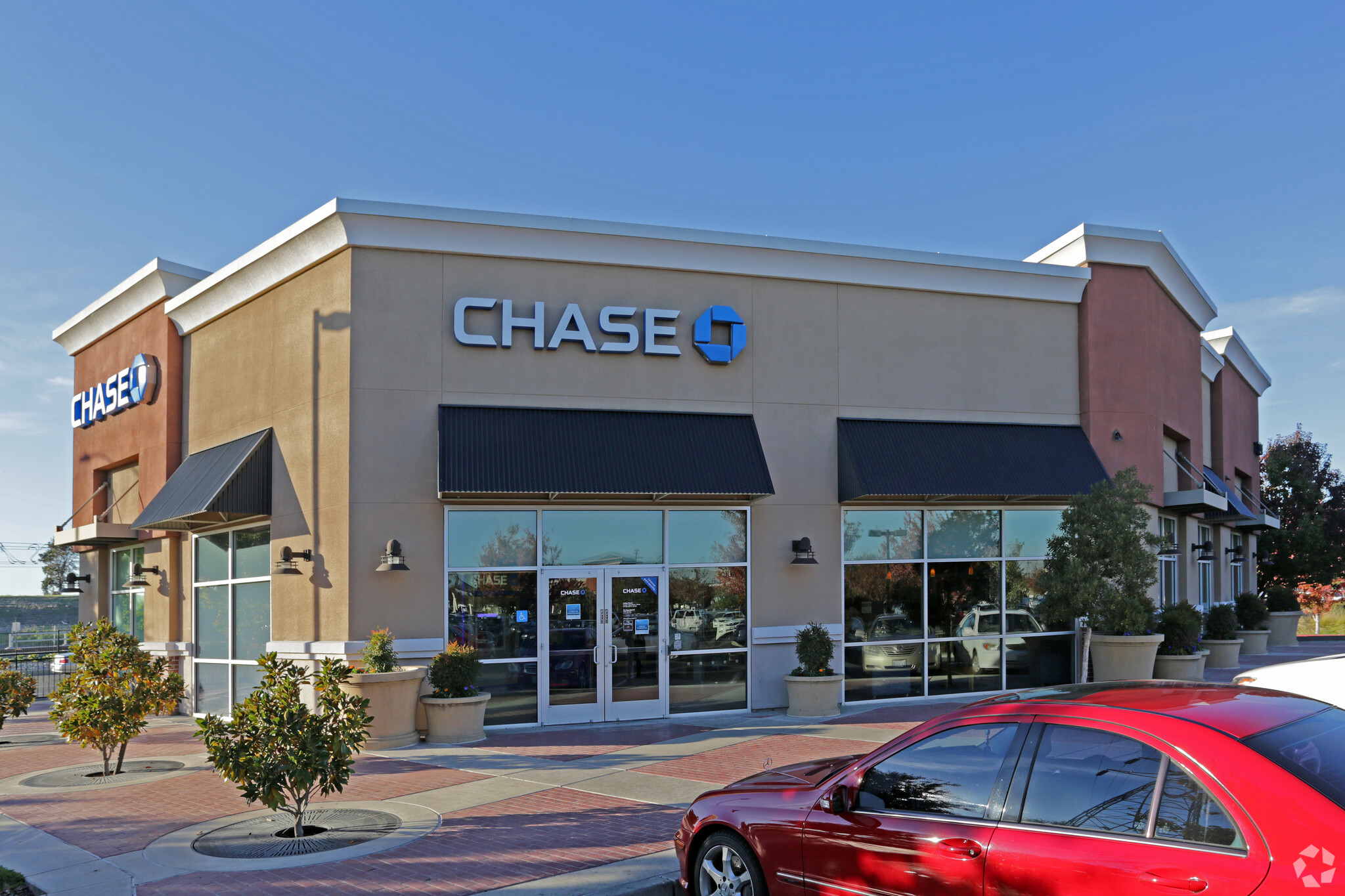 7301 W Stockton Blvd, Sacramento, CA for lease Primary Photo- Image 1 of 17