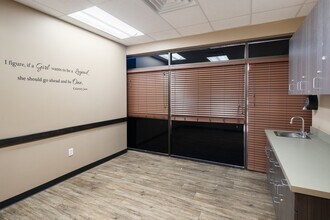 301-323 Westpark Way, Euless, TX for lease Interior Photo- Image 2 of 6