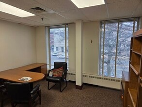 100-140 Riverview Ctr, Middletown, CT for lease Interior Photo- Image 2 of 6
