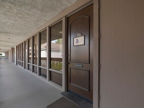 601 E Daily Dr, Camarillo, CA for lease Interior Photo- Image 1 of 9