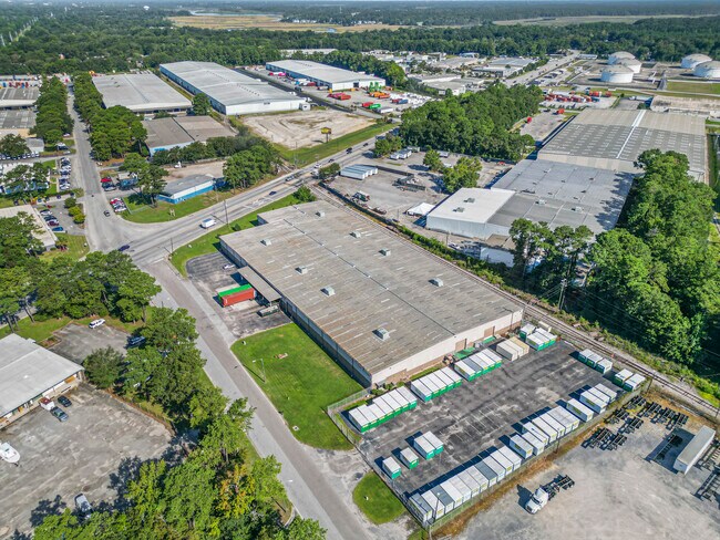 Plus de détails pour 916 Commerce Cir, Hanahan, SC - Industriel à louer