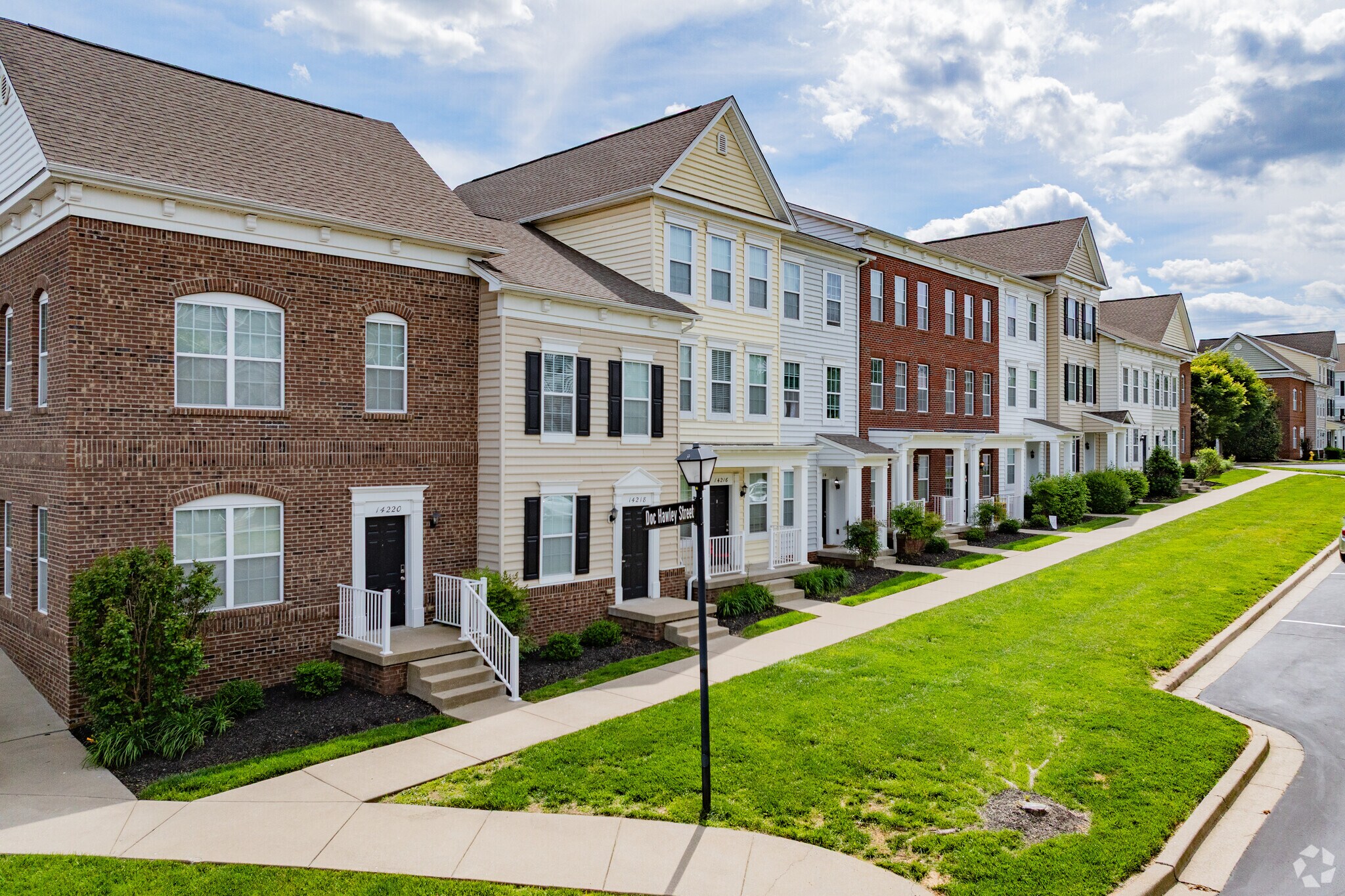 700 Landis Ridge Dr, Louisville, KY à vendre Photo principale- Image 1 de 1