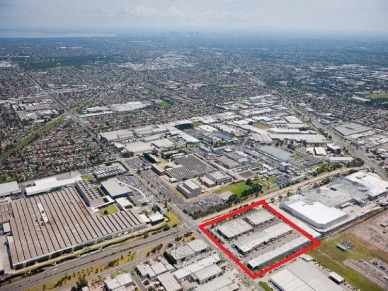 2A Westall Road, Springvale à louer Photo principale- Image 1 de 2