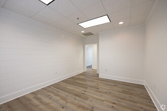 284 S Main St, Alpharetta, GA for lease Building Photo- Image 2 of 4