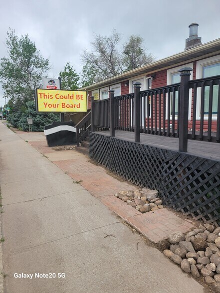 611 Coffeen Ave, Sheridan, WY à louer - Photo du bâtiment - Image 2 de 7