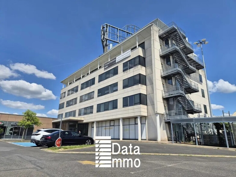 21 Boulevard Jean Monnet, Villiers-sur-Marne for lease - Building Photo - Image 2 of 4