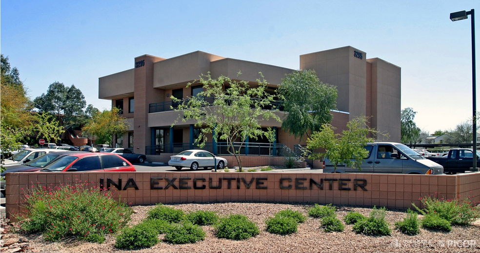 3295 W Ina Rd, Tucson, AZ à louer - Photo du bâtiment - Image 1 de 2