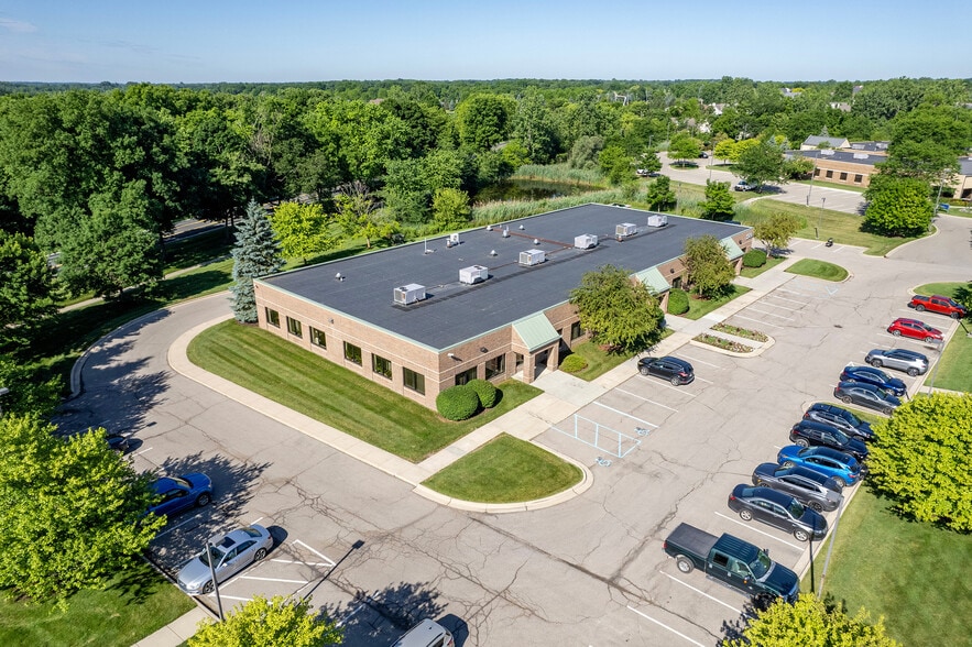 3980 Ranchero Dr, Ann Arbor, MI for sale - Building Photo - Image 1 of 5