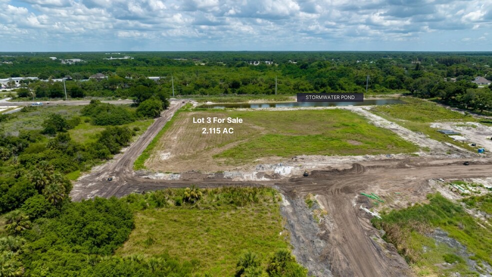 1225 NE Park Street, Okeechobee, FL 34972, Okeechobee, FL à vendre - Photo du bâtiment - Image 2 de 8