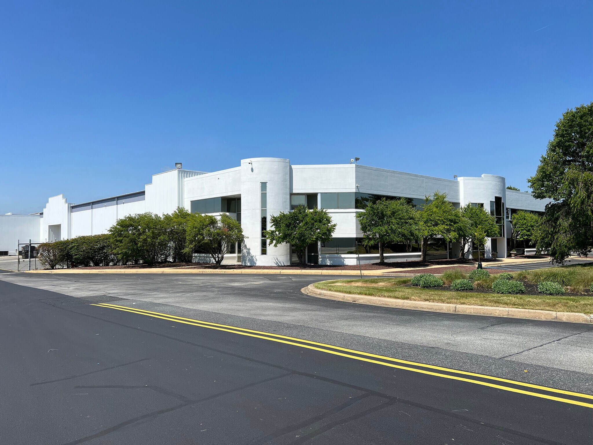 399 Churchmans Rd, New Castle, DE for lease Building Photo- Image 1 of 7