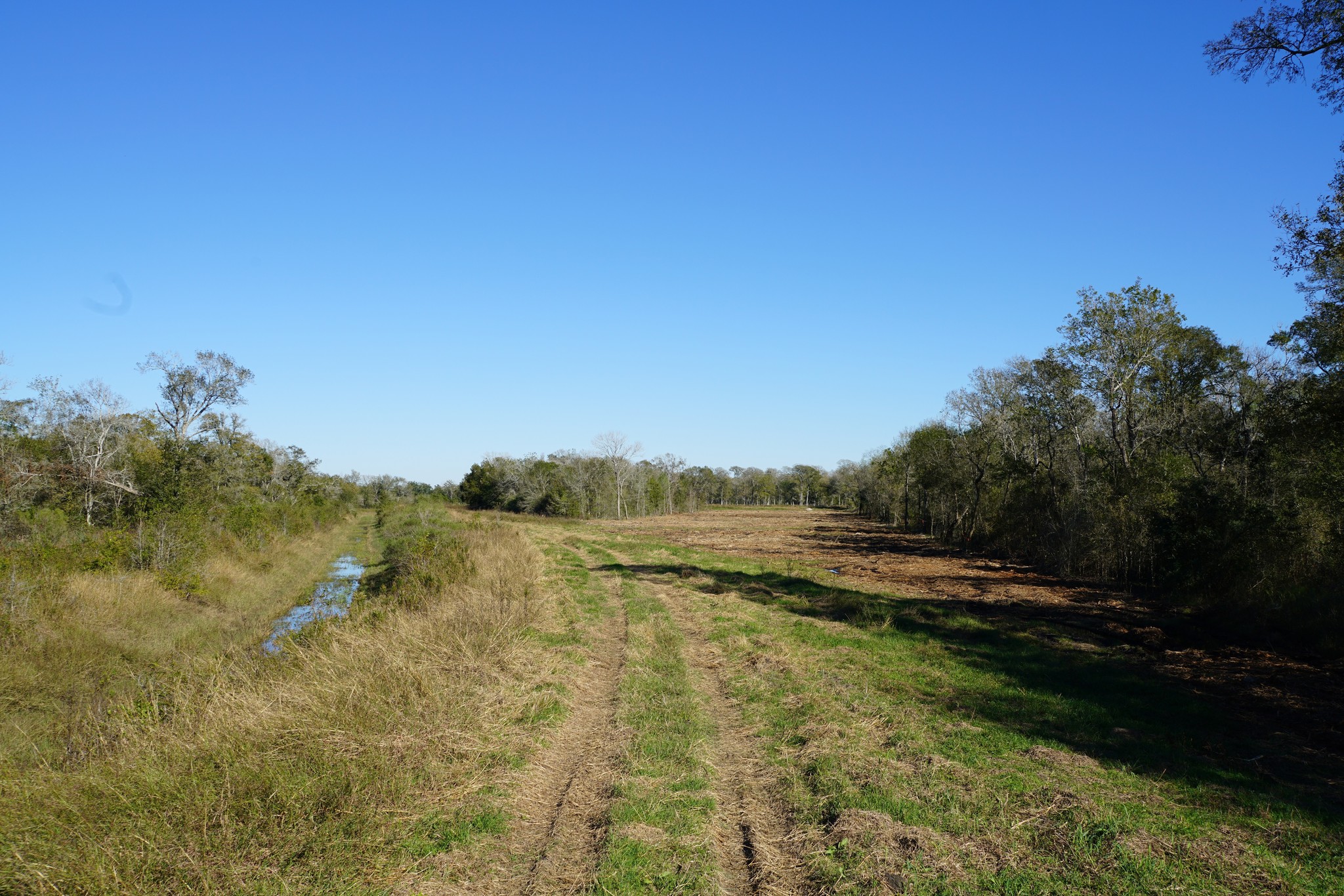 813 County Road 130, Wharton, TX à vendre Photo principale- Image 1 de 1