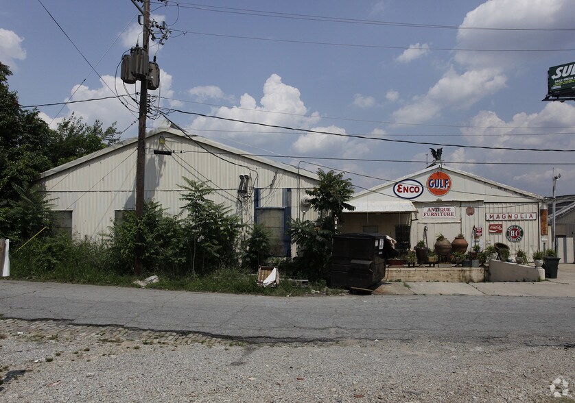 556 Tift St SW, Atlanta, GA for sale - Building Photo - Image 2 of 6