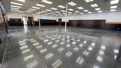 13230 Hempstead Hwy, Houston, TX for lease Interior Photo- Image 2 of 11