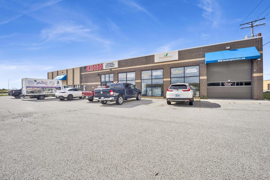 764-768 Thomas Dr, Bensenville, IL for lease - Building Photo - Image 3 of 23