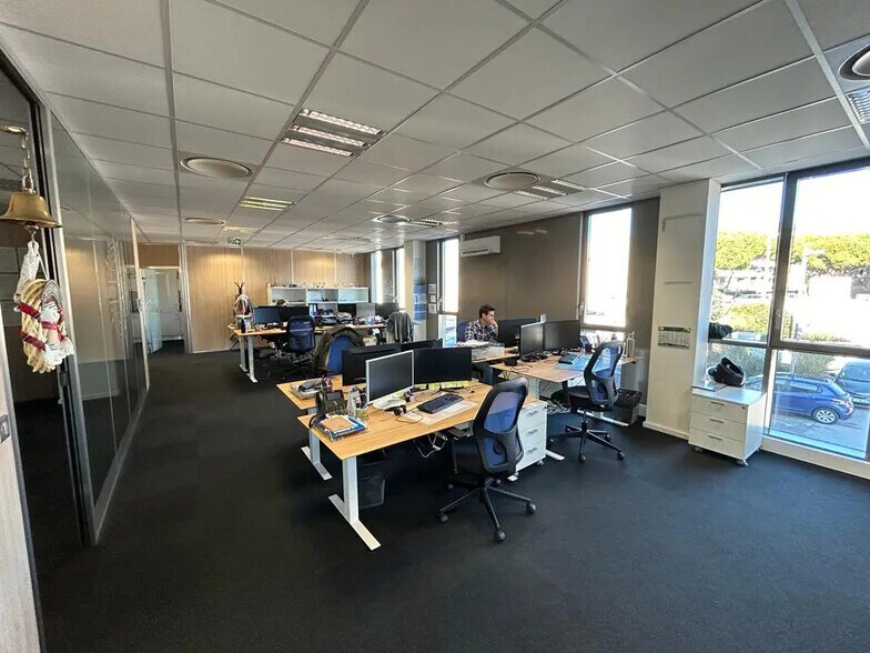 Rue Pascal Xavier Coste, Marseille à louer - Photo intérieure - Image 2 de 9