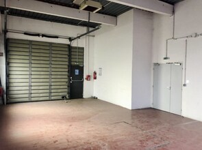 Flex in Tremblay-en-France for lease Interior Photo- Image 2 of 5