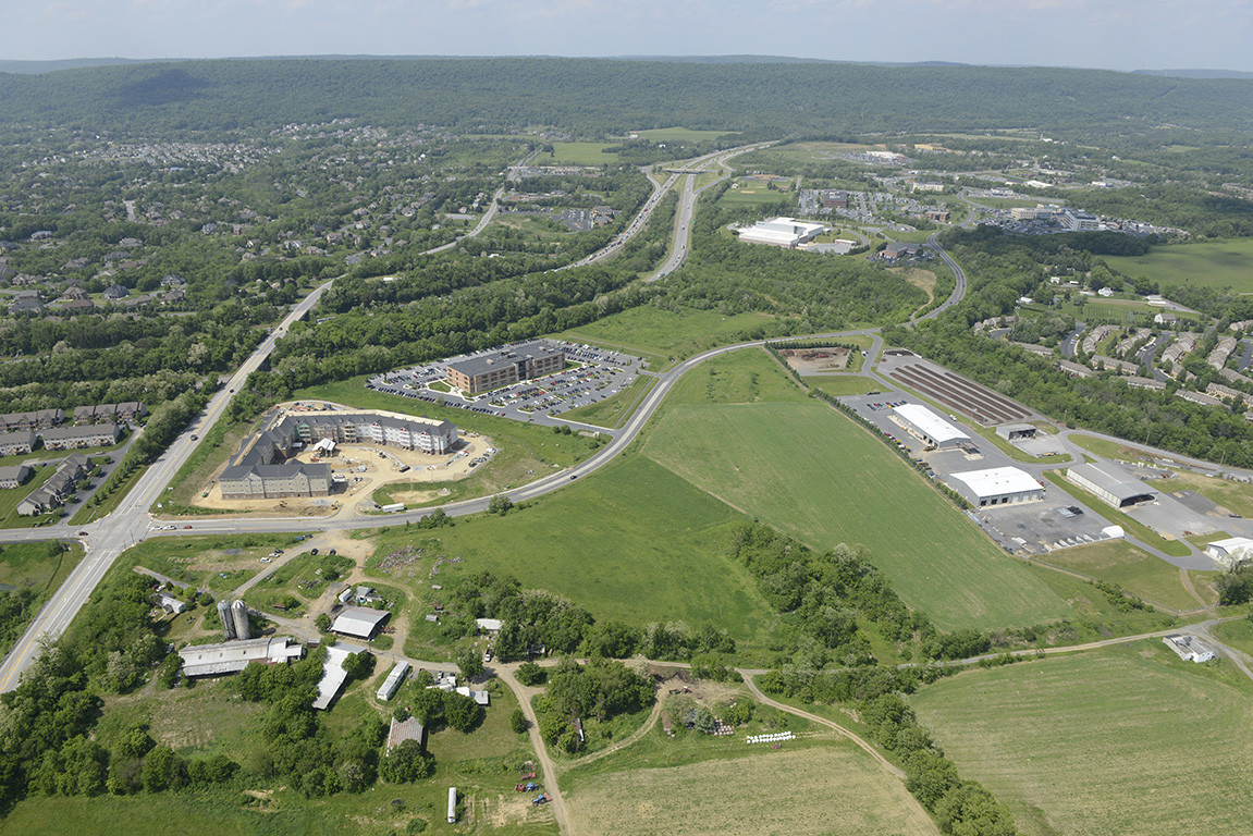 Technology Pky, Mechanicsburg, PA for sale Primary Photo- Image 1 of 3