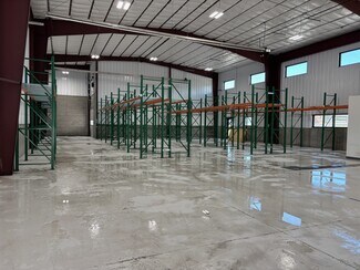 Plus de détails pour 181 W 2675 N, Layton, UT - Local d'activités à louer