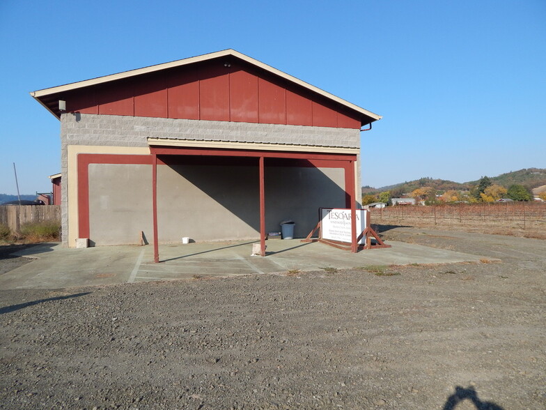 707 Hess Ln, Roseburg, OR for lease - Building Photo - Image 2 of 14