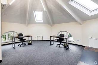 1-11 Liverpool Rd N, Liverpool for lease Interior Photo- Image 1 of 4