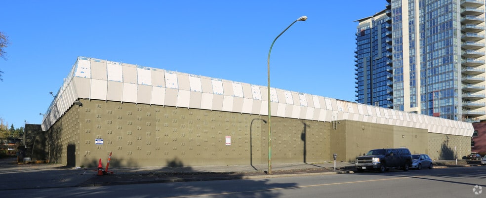 5502 Lougheed Hwy, Burnaby, BC à vendre - Photo du bâtiment - Image 3 de 5