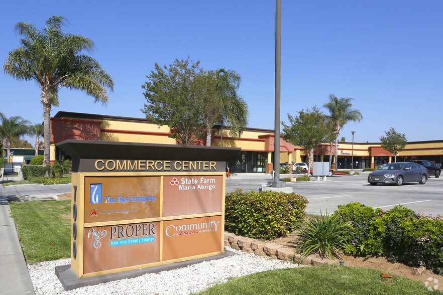 7000 Indiana Ave, Riverside, CA à louer - Photo du bâtiment - Image 2 de 3