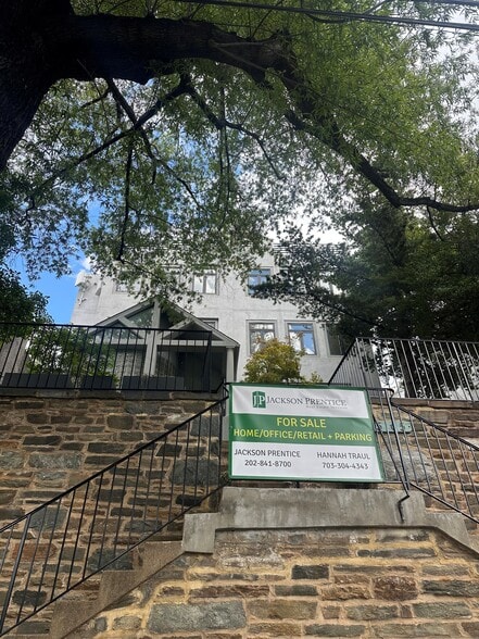 5165 MacArthur Blvd NW, Washington, DC for sale - Building Photo - Image 2 of 10