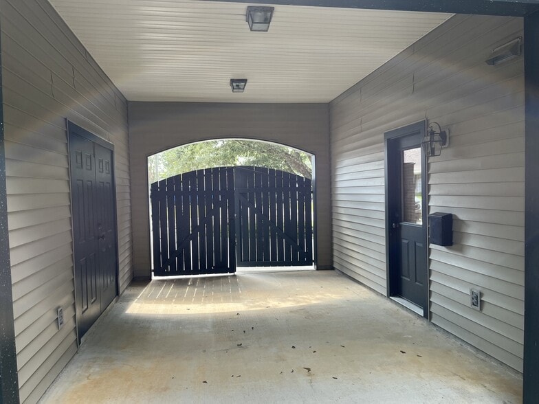 2075 3rd St, Mandeville, LA for sale - Building Photo - Image 3 of 4