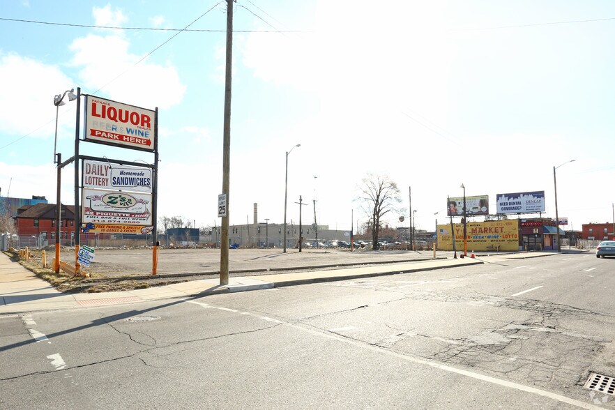 6526 John R St, Detroit, MI à vendre - Photo du bâtiment - Image 3 de 3