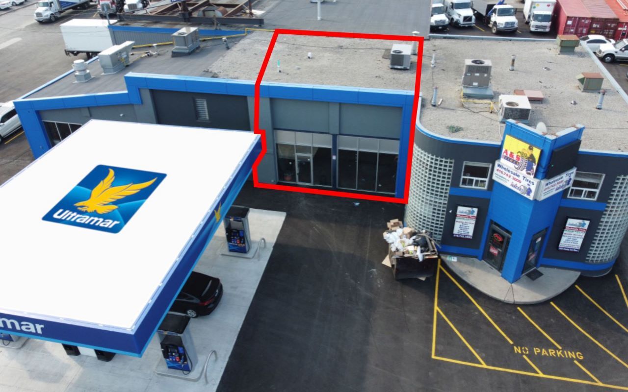 5455 Steeles Ave W, Toronto, ON à vendre Photo du bâtiment- Image 1 de 1