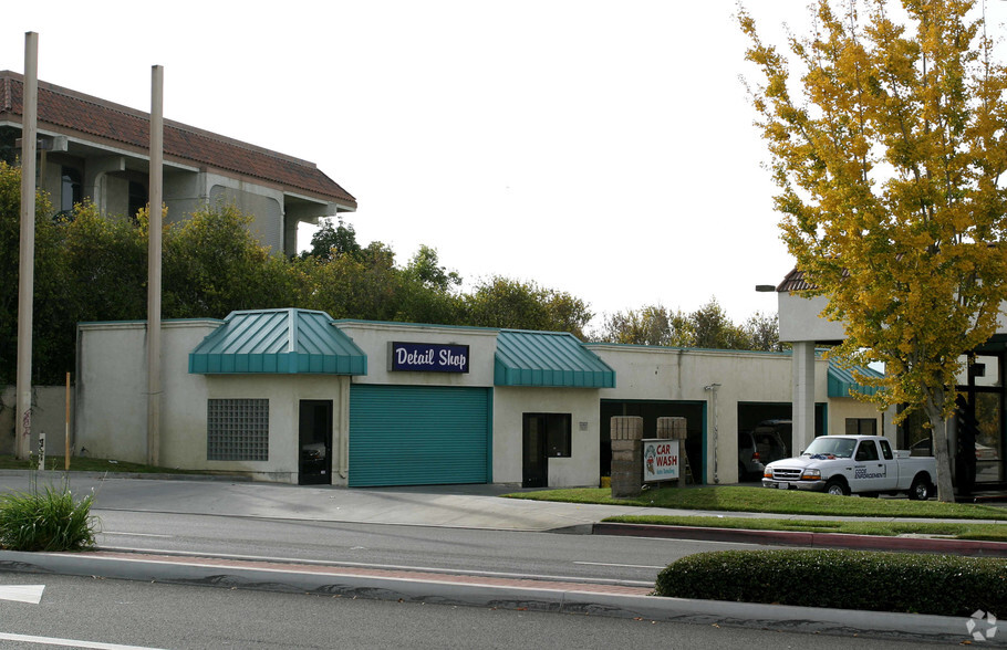 14300 Whittier Blvd, Whittier, CA for sale - Primary Photo - Image 1 of 1