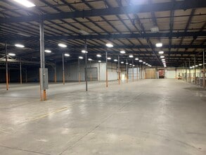 17074 Lee Hwy, Abingdon, VA for lease Interior Photo- Image 1 of 3