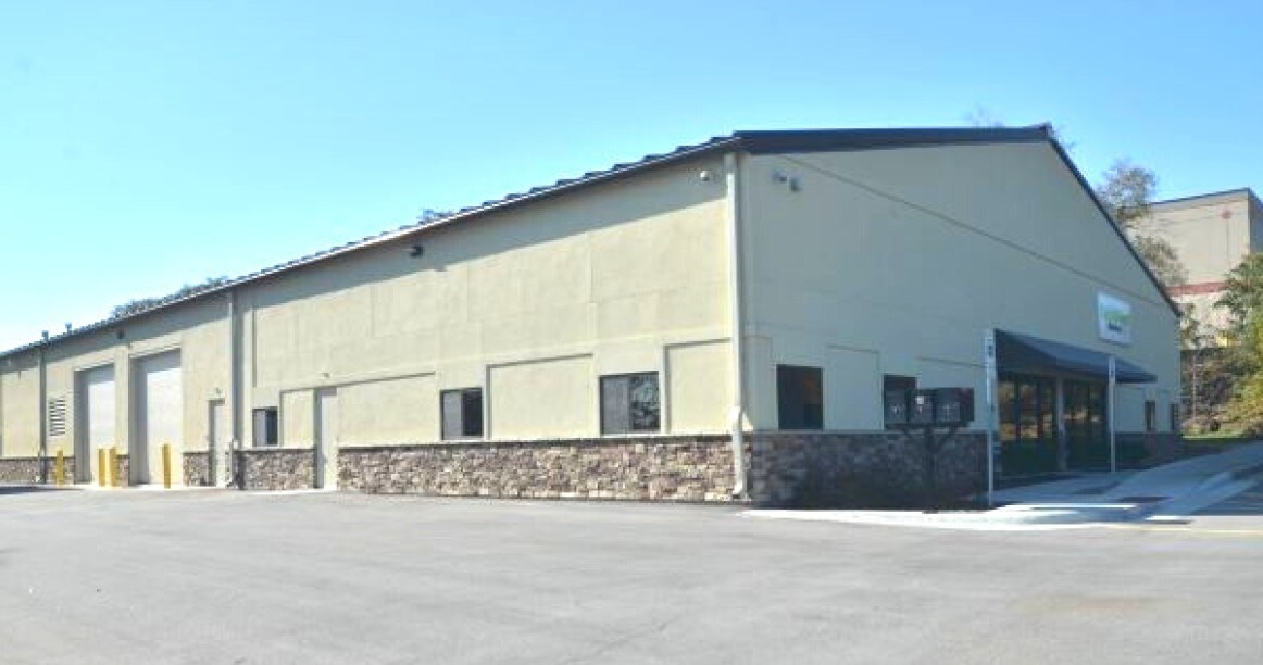 2707 NE Brooktree Ln, Kansas City, MO à vendre Photo principale- Image 1 de 2