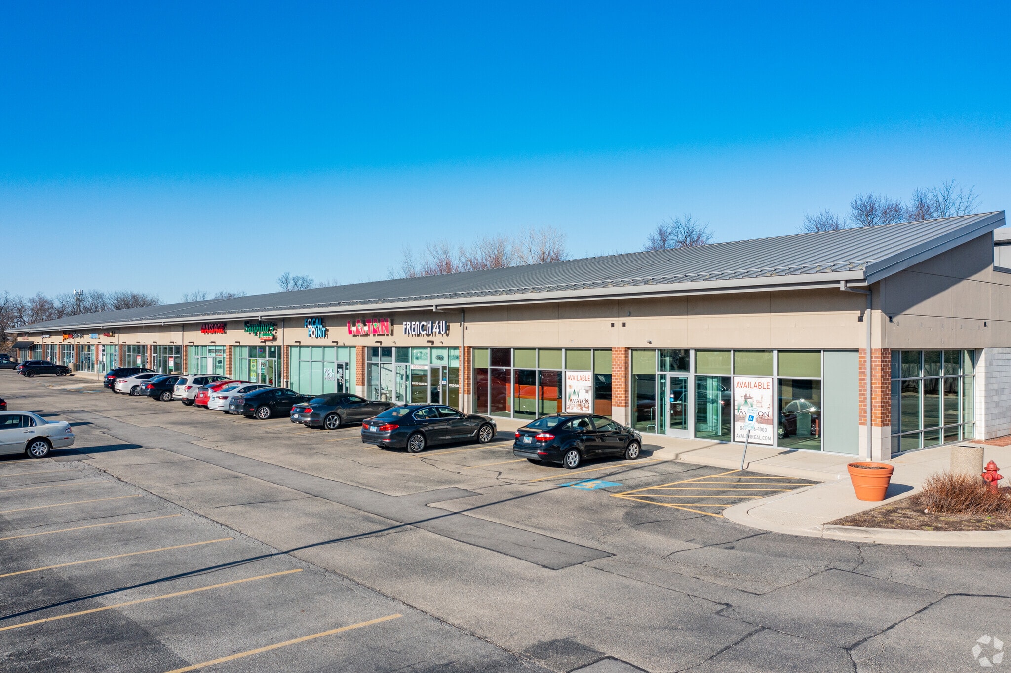 2001-2055 Milwaukee Ave, Riverwoods, IL for lease Primary Photo- Image 1 of 8