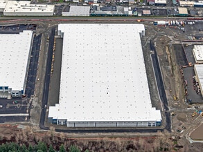 5802 S Burlington Way, Tacoma, WA à louer Photo intérieure- Image 2 de 2