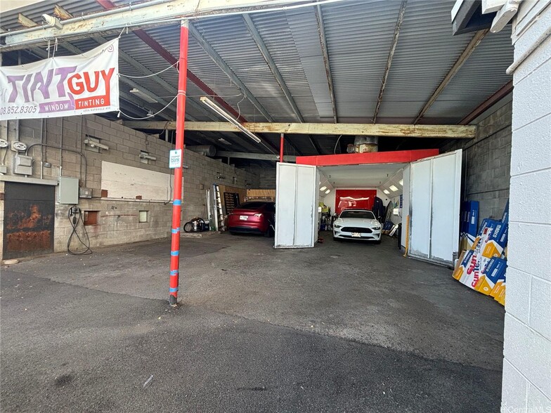 451 Kapahulu Ave, Honolulu, HI for lease - Building Photo - Image 2 of 9